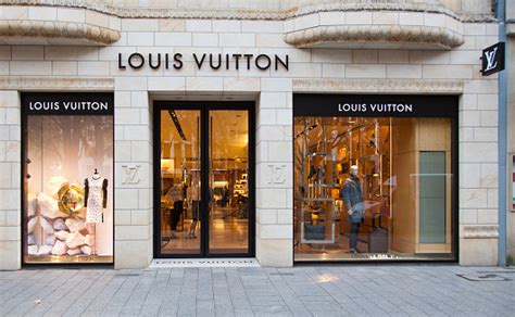 louis vuitton filialen deutschland|louis vuitton fabrikverkauf.